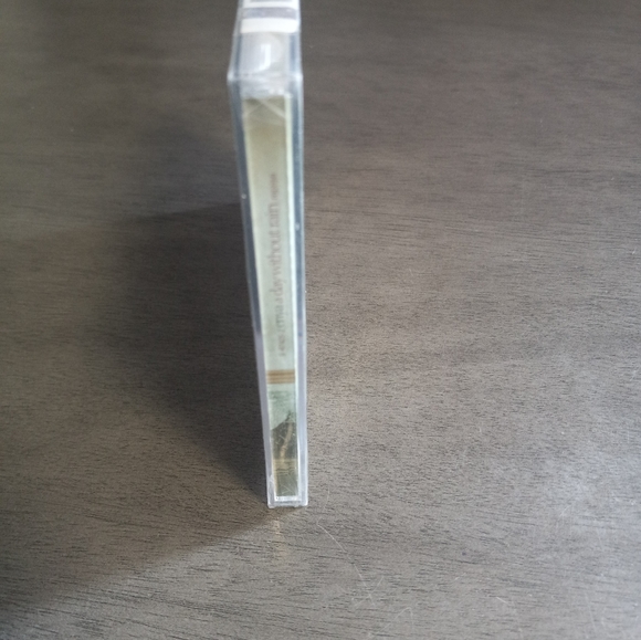 2000 Enya A Day Without Rain Cd New Factory Sealed - Picture 4 of 6